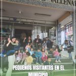 NIÑOS(AS) DEL JARDÍN INFANTIL Y SALA CUNA "GUANTES DE SEDA", VISITAN LAS DEPENDENCIAS MUNICIPALES